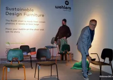Marc Ponsioen, van Eye for Design Agenturen, vertegenwoordigd onder andere het Deense bedrijf Wehlers. De stoelen, geproduceerd van gerecyclede materalen, zijn sinds kort voorzien van een NFC chip. Zo is direct de gehele chain of custody te zien.